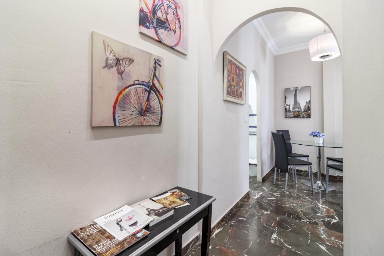 Great Apartment Parking Гранада Экстерьер фото