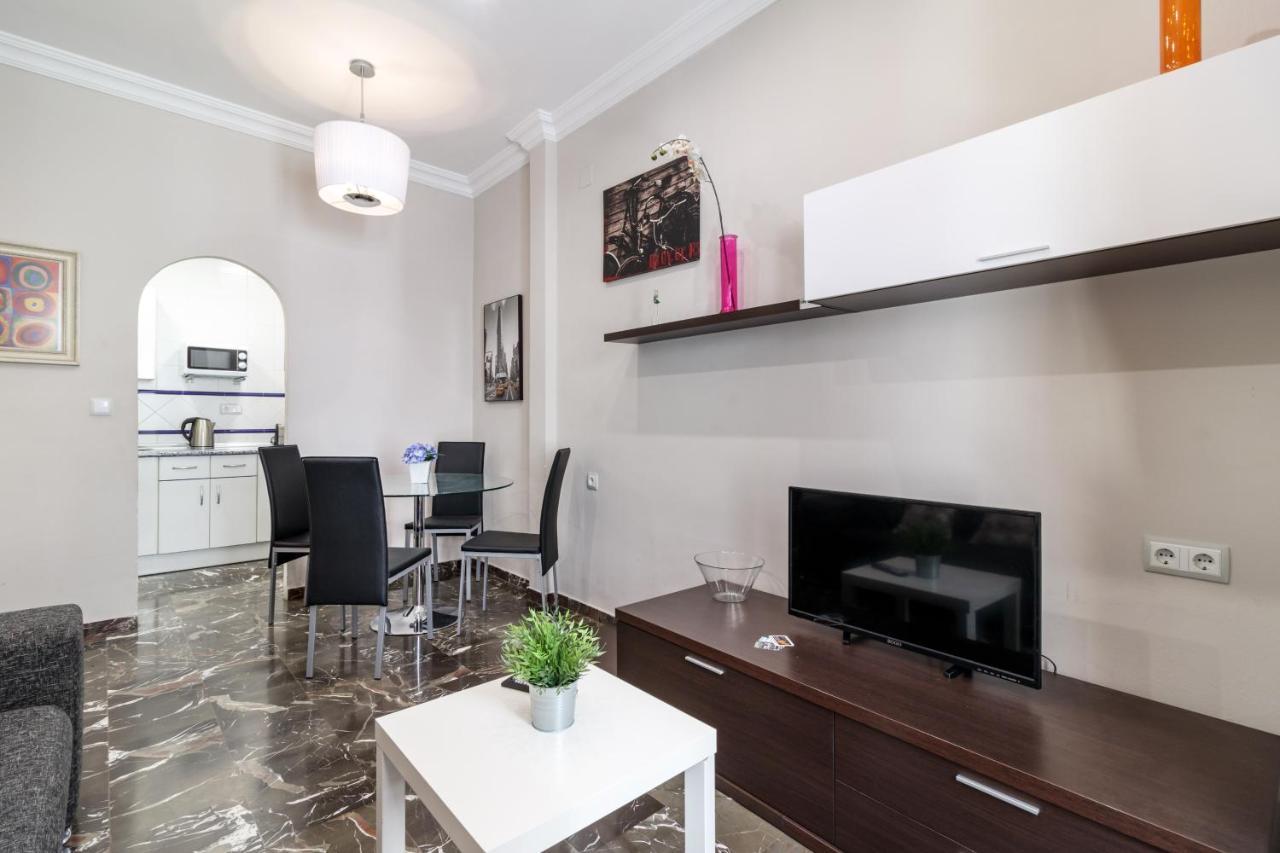 Great Apartment Parking Гранада Экстерьер фото